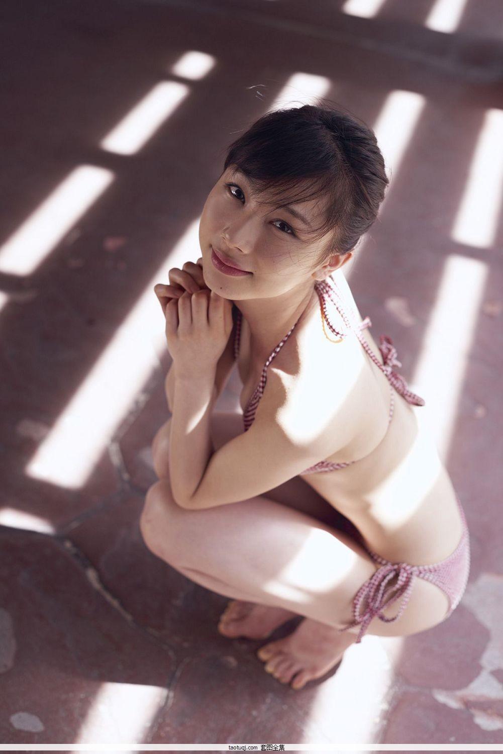 [H!P Digital Books写真] Vol.149 石田亜佑美 Ishida Ayumi(24)