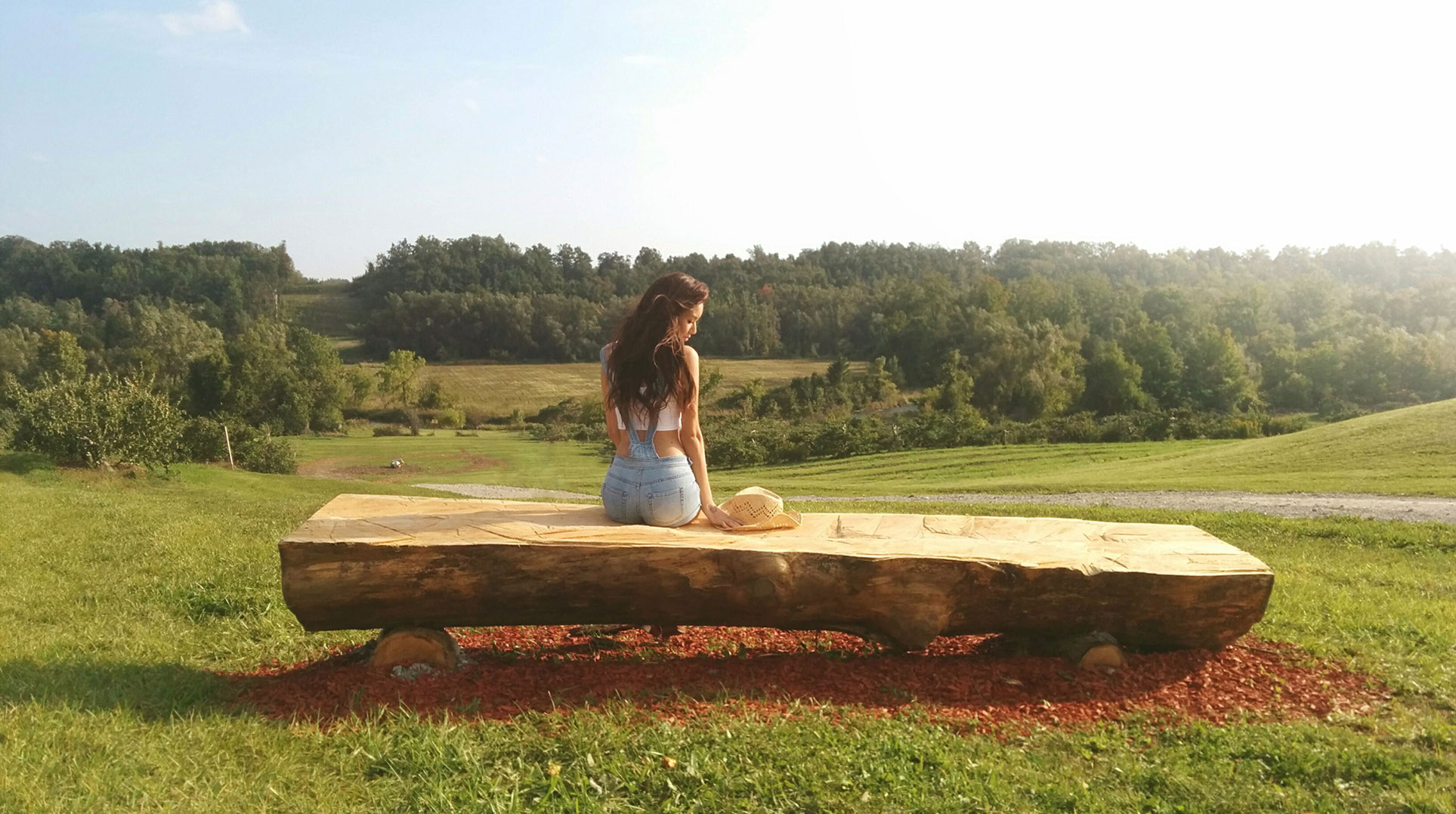 Farm / Elizabeth Ai-Quyen aka Lizzynopants by Brian Huynh Farm / Elizabeth Ai-Quyen aka Lizzynopants by Brian Huynh