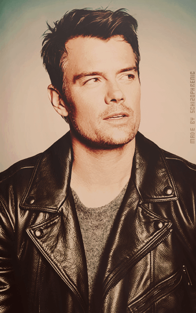 Josh Duhamel RiRdjm7c_o