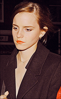 Emma Watson - Page 11 YLcjXv5O_o