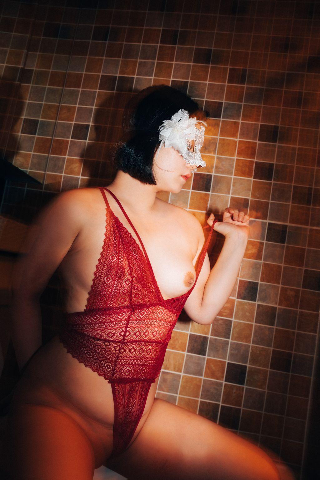 Daa (다아): Control Me (51 photos)(49)