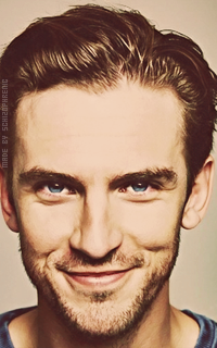 Dan Stevens Jq08QFI5_o