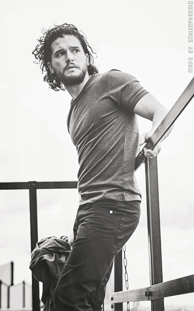 Kit Harington EmM4dOSv_o