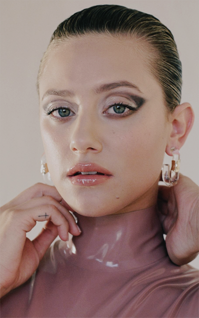 Lili Reinhart JSV3eyJh_o