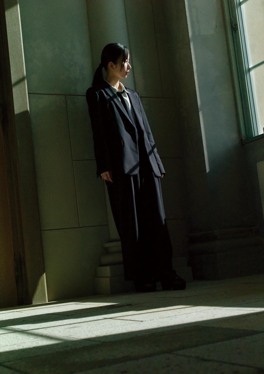 Kotoko Sasaki 佐々木琴子, 1st写真集 「明け方の夢」 Set.01(14)