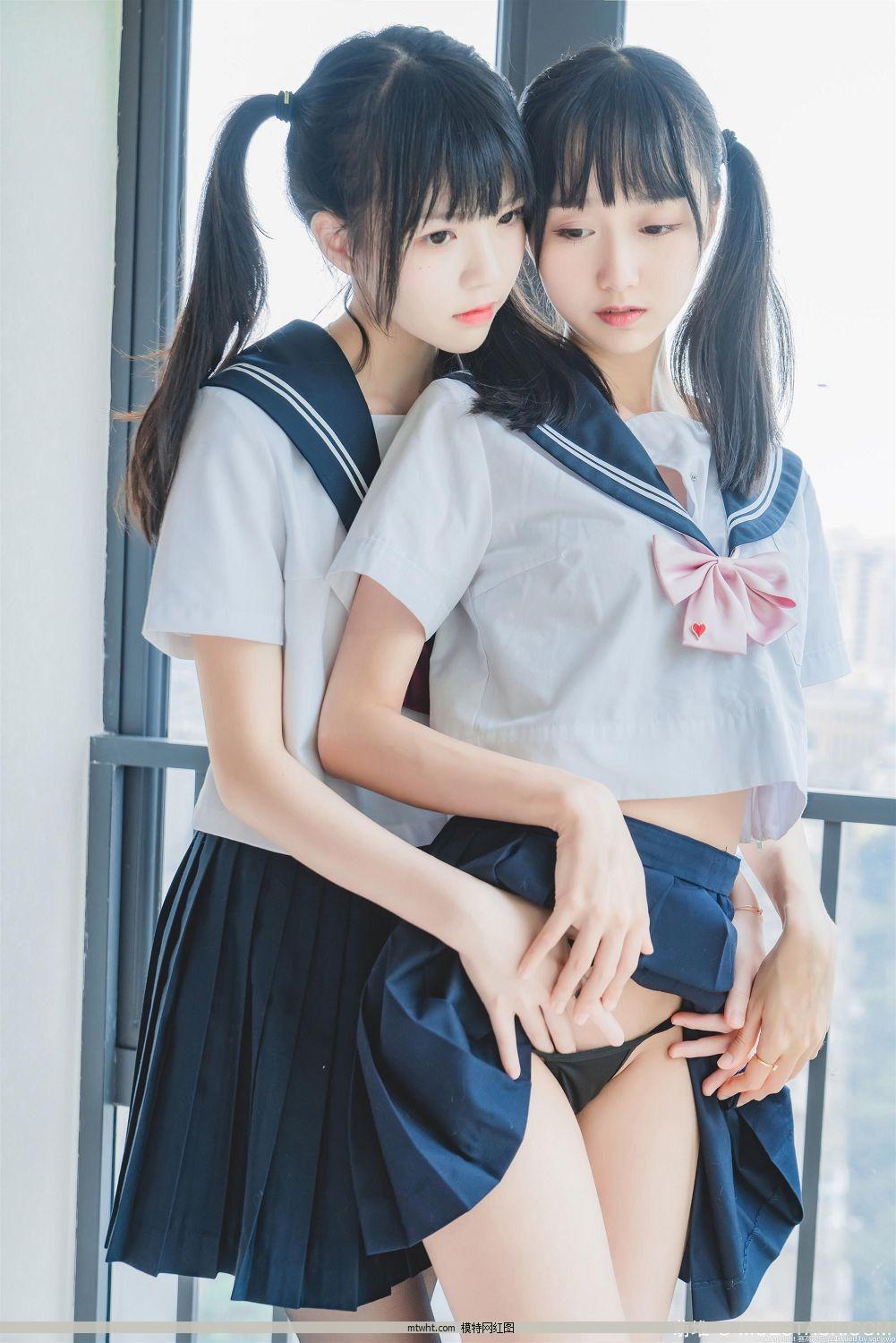 微博美女:@桜桃喵 – 她(制服×制服) (微博美女:@桜桃喵&福利妹子图-萌系小姐姐治愈系美少女Coser@木绵绵OwO)[37P](13)