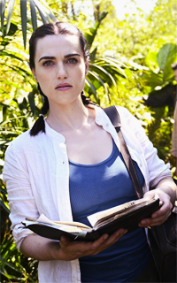 Katie McGrath Rcx7ixUg_o