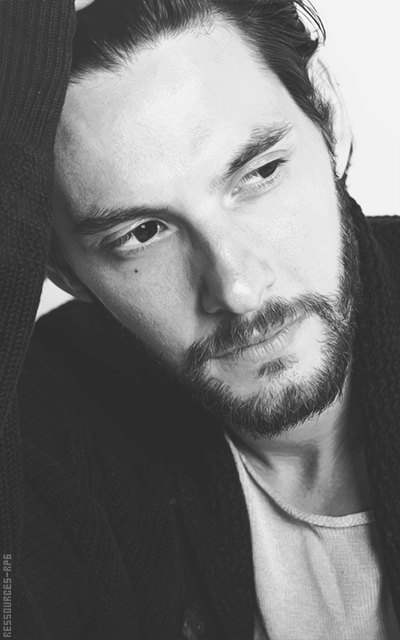 Ben Barnes - Page 2 FK3NXqOA_o