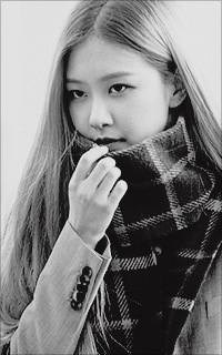 Park Chae Yeong (Rosé) KFPQuLth_o