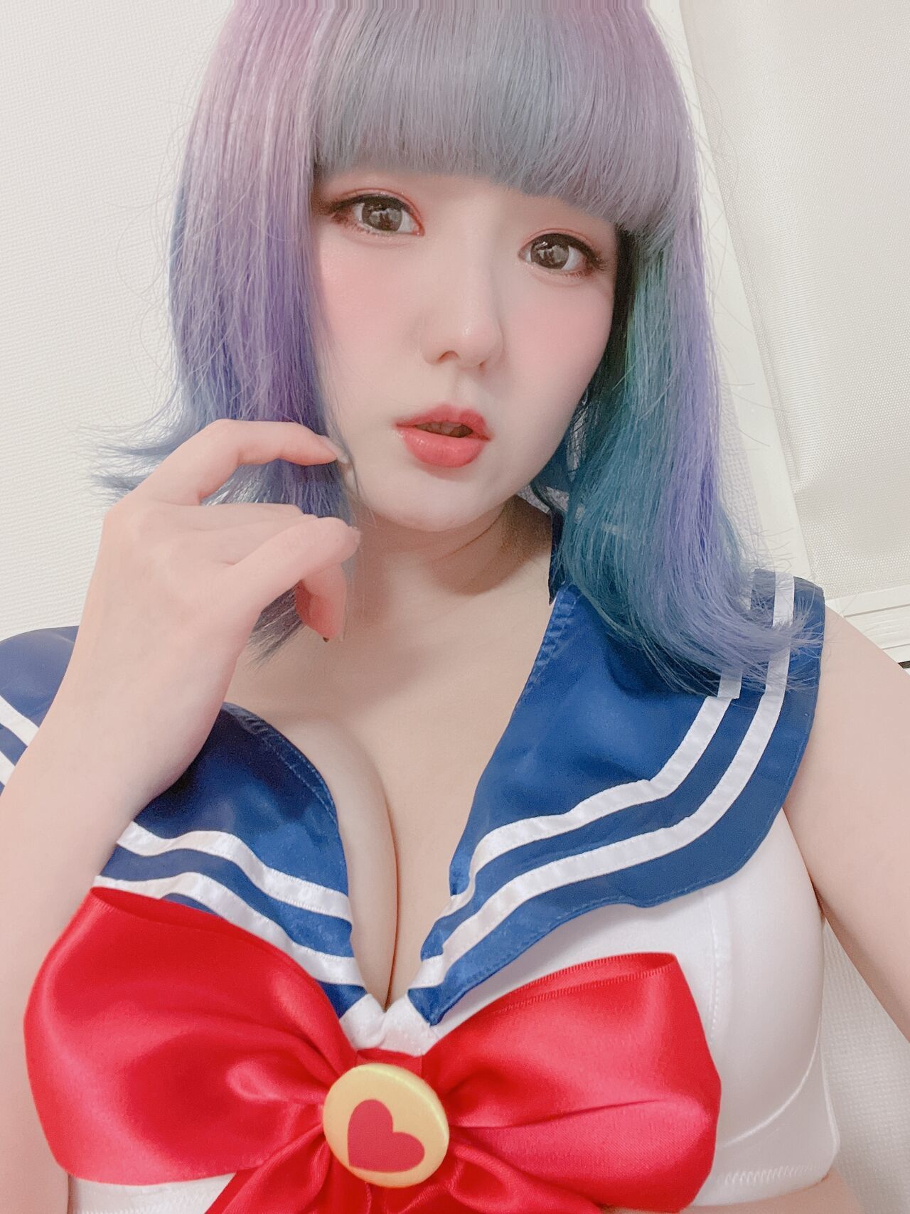 Akasaki Karin - Sailor Moon swimsuit