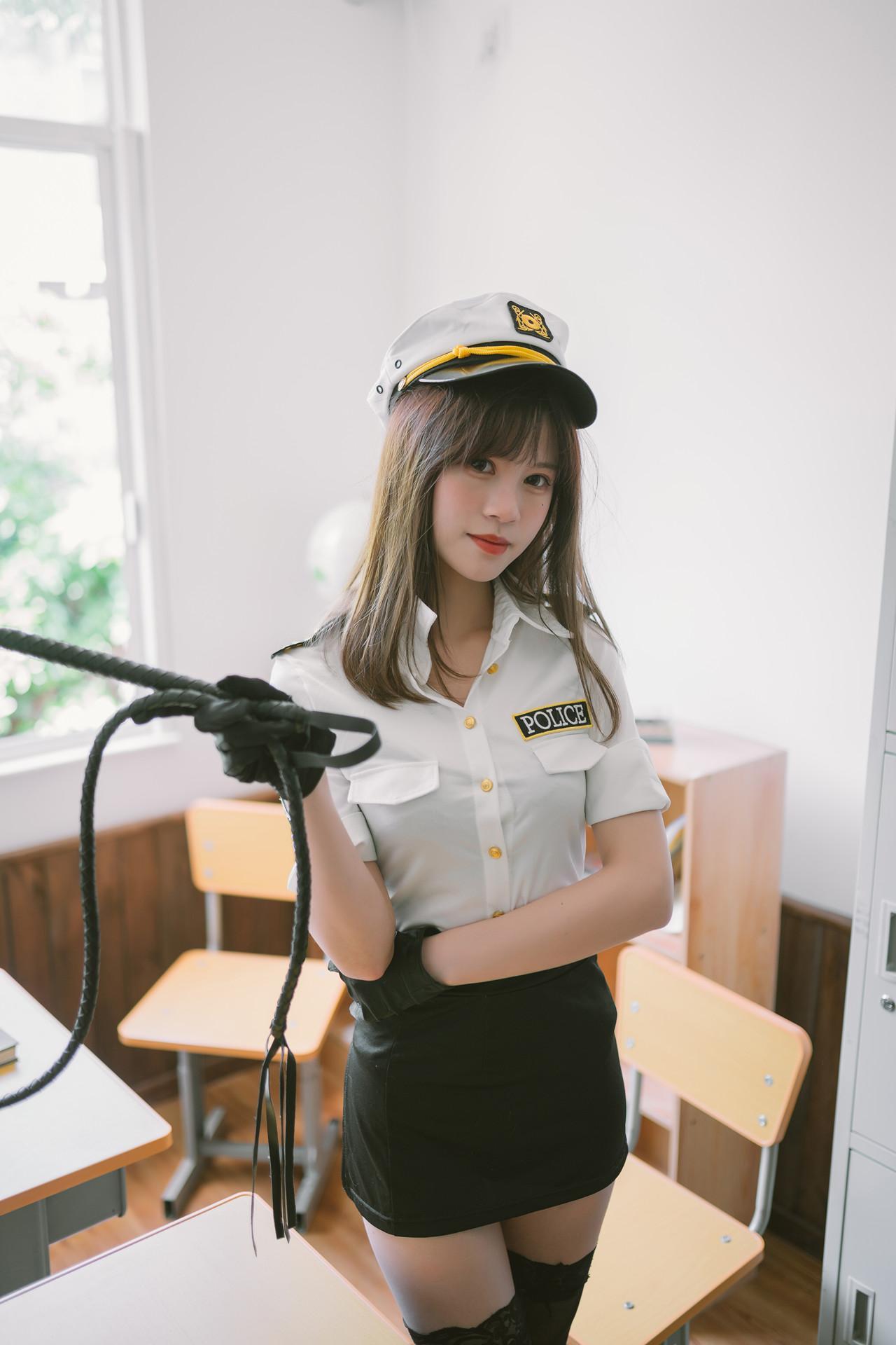Cosplay 千反田鹿子 日常女警(28)