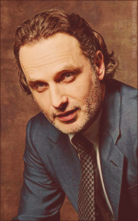 Andrew Lincoln - Page 2 RFz8XjDq_o
