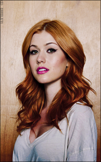 Katherine McNamara 6VxTHD9j_o