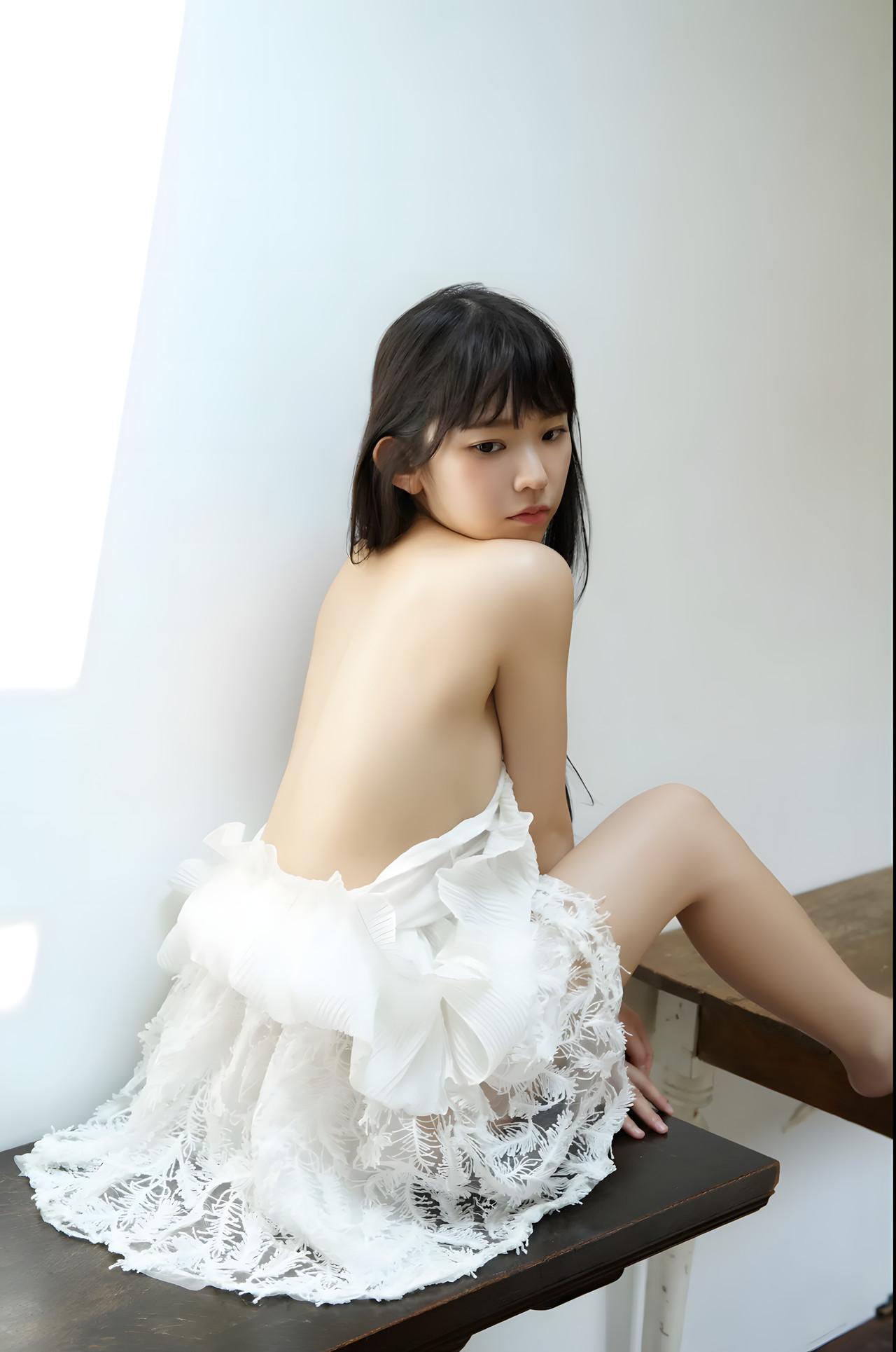 Marina Nagasawa 長澤茉里奈, FRIDAYデジタル写真集 [官能天使まりちゅう Vol.1] Set.01(20)