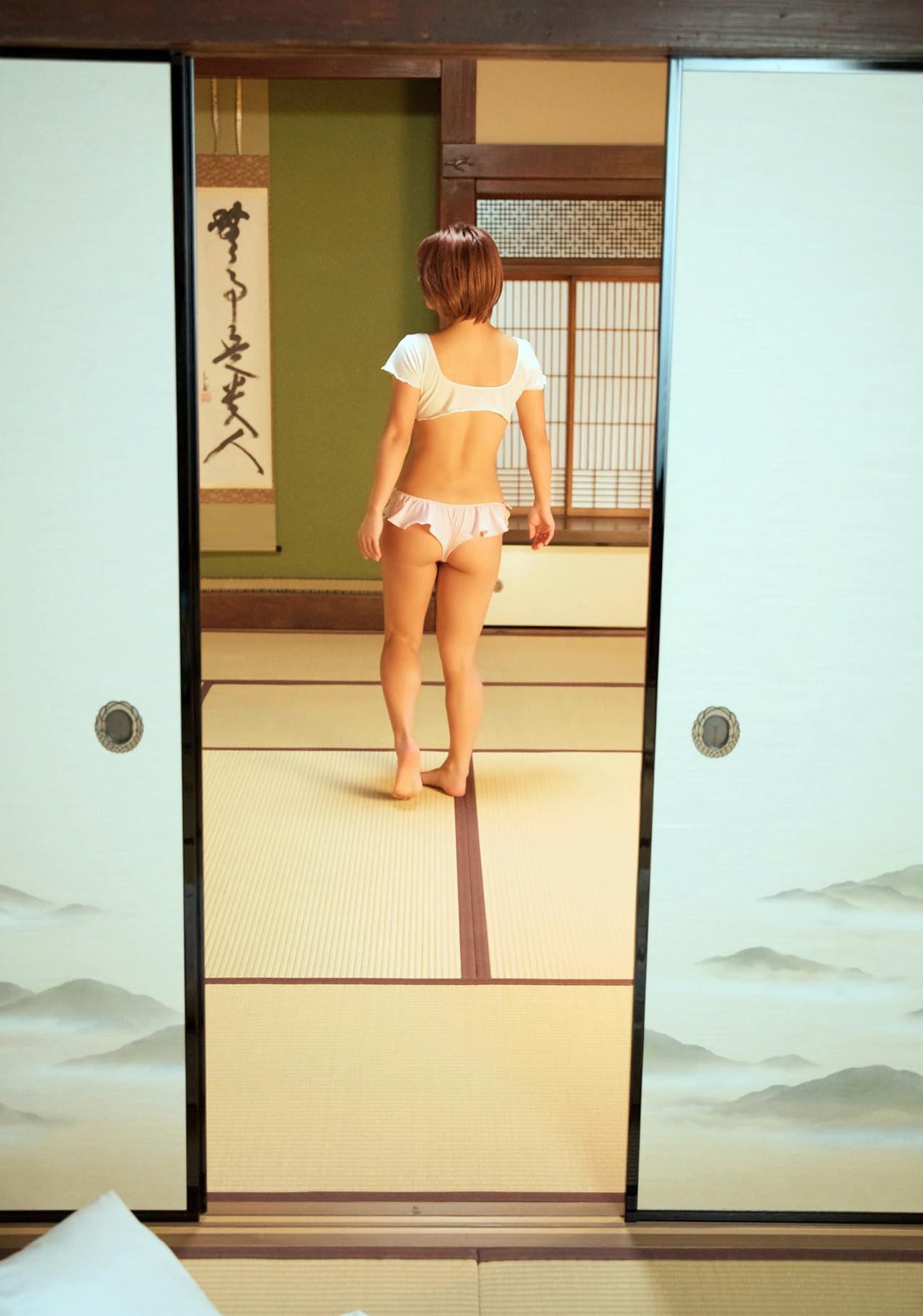 Narumi Okawa 大川成美, デジタル写真集 『小春日の誘惑 Chapter2』(2)