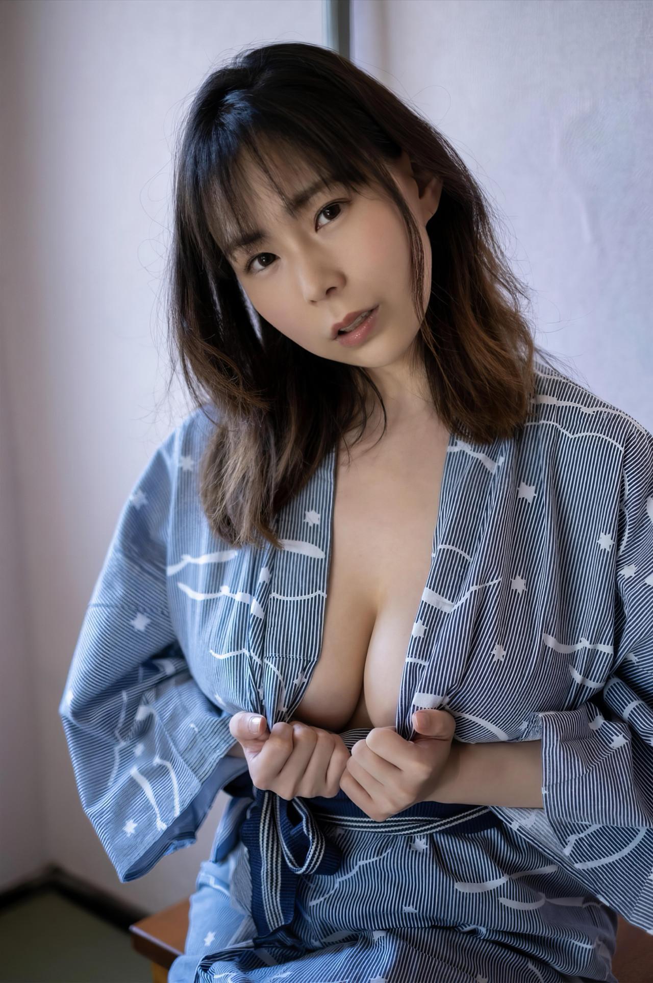 Yuria Yoshine 吉根ゆりあ, ヌード写真集 [実りの季節で] Set.03(18)