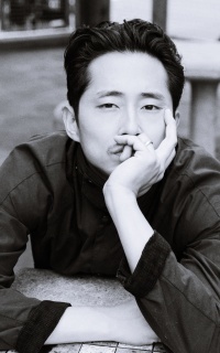 Steven Yeun 67wbgnlN_o