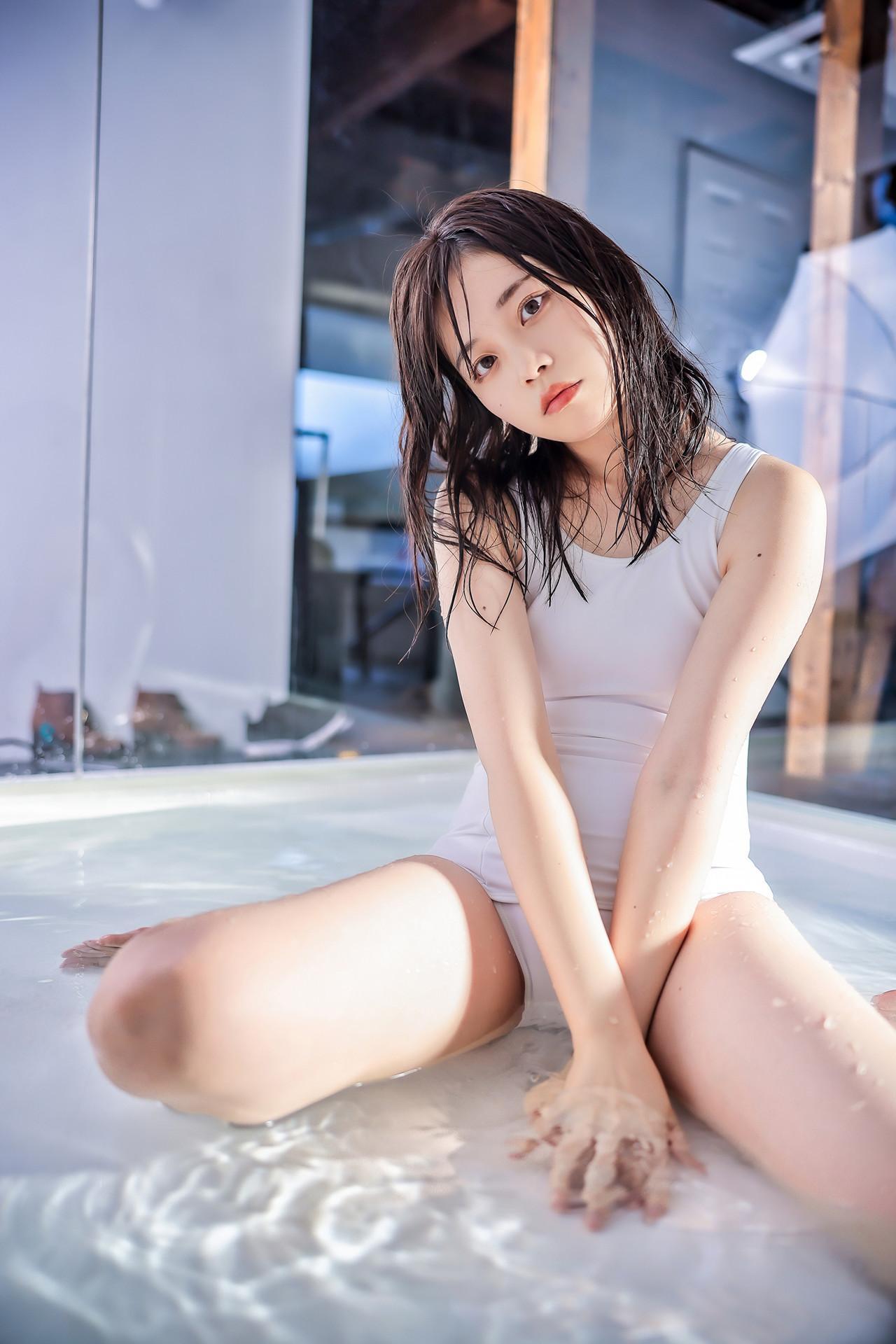 Mimiko Hinaki 姫綺みみこ, 写真集 Wet Color Swimming Race 濡色競泳 Set.01(9)