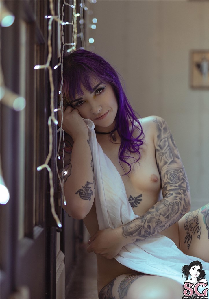 suicide girls