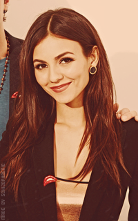 Victoria Justice - Page 3 QMv9o4dc_o