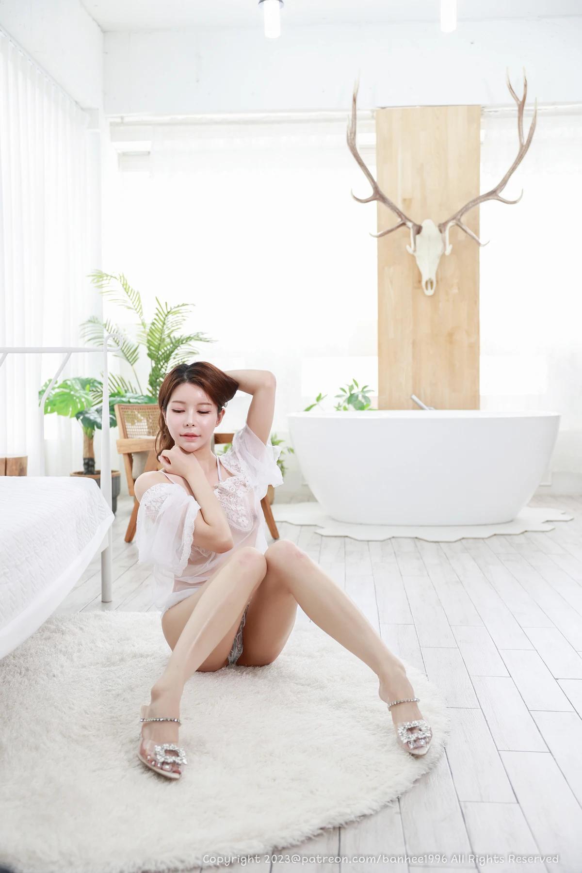 Banhee 반희, Patreon Web Leak Photobook Set.01(3)