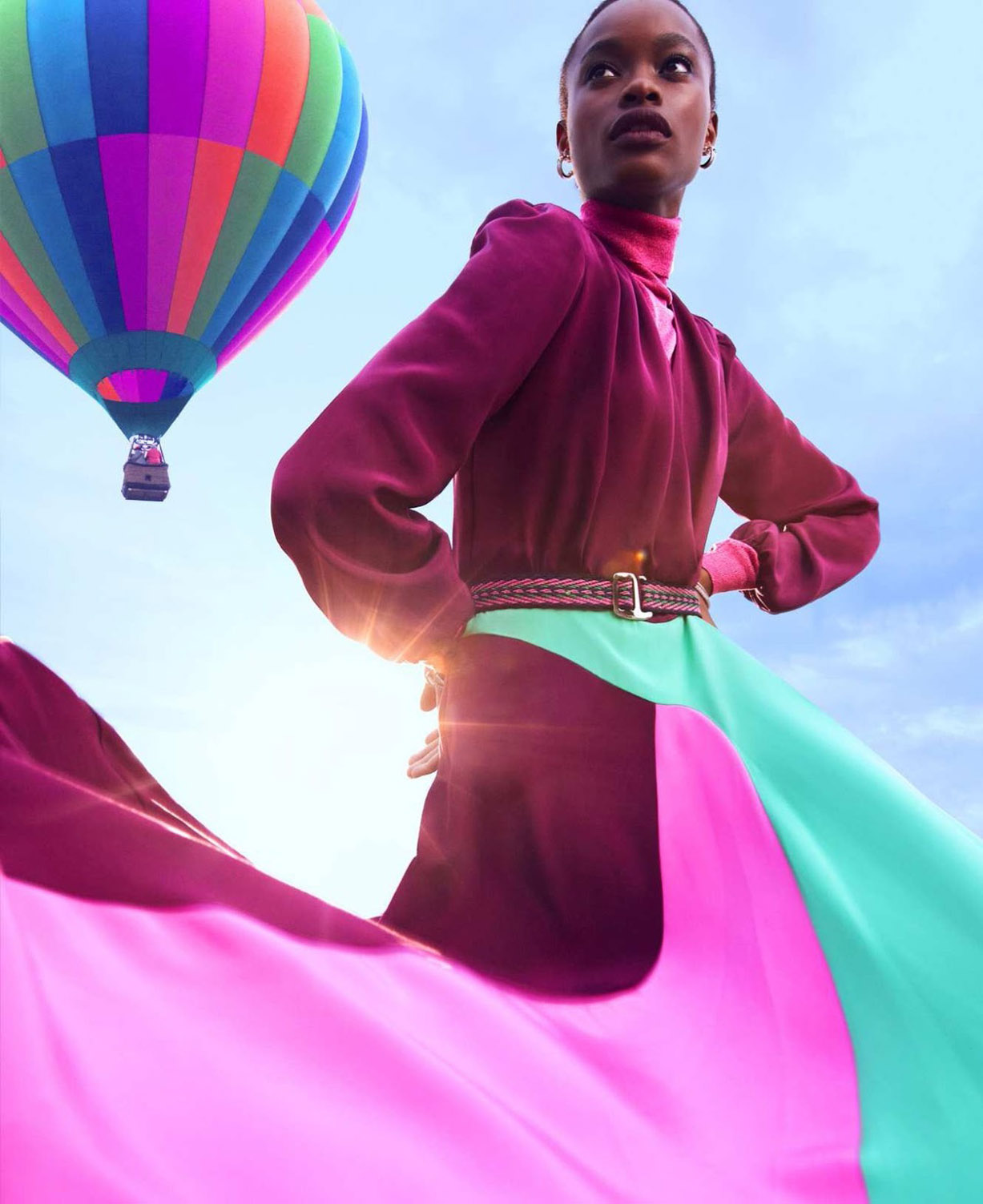 Прогулка на ярких воздушных шарах / Mayowa Nicholas by Alexi Lubomirski