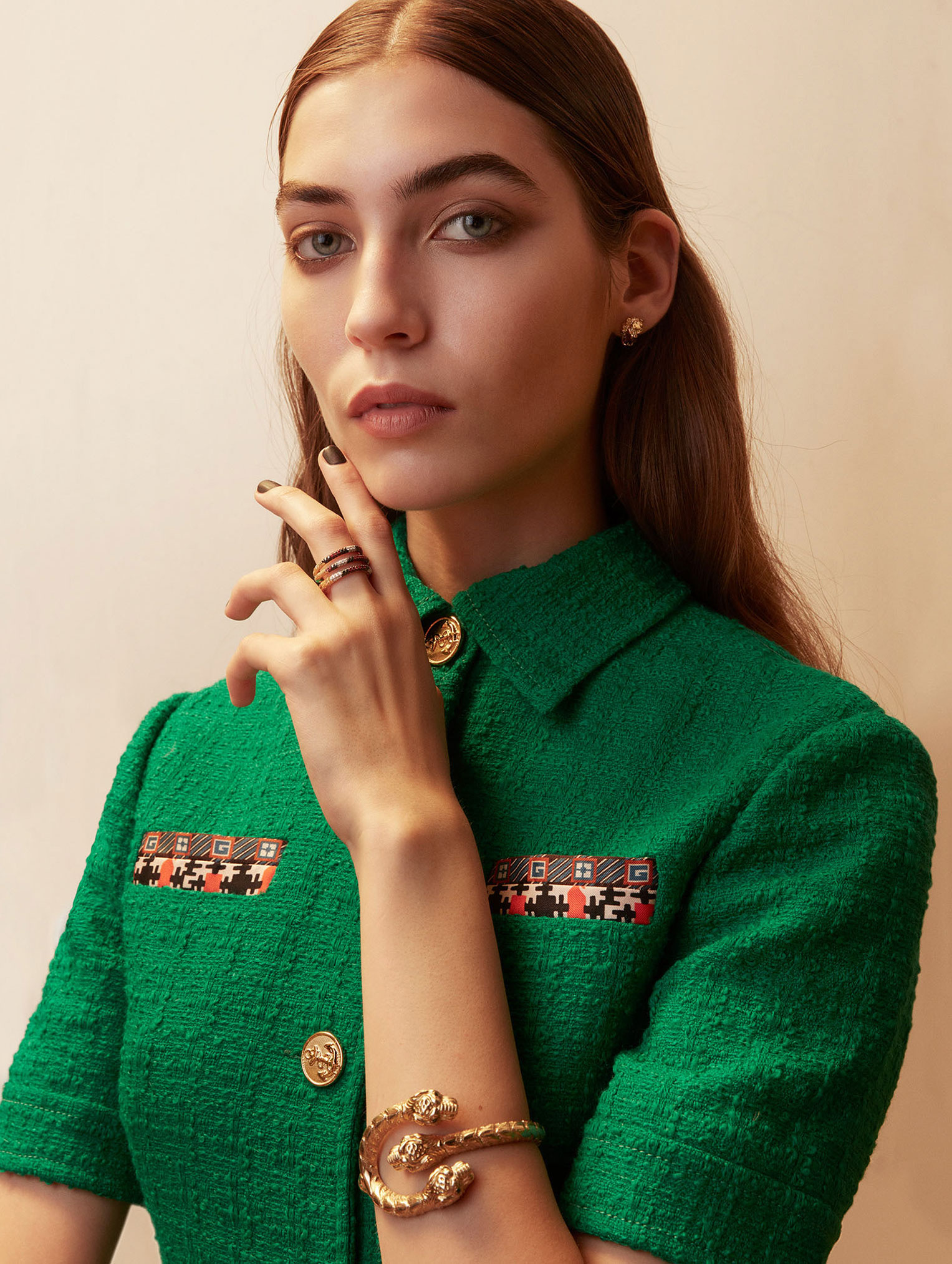 Gucci 2019/2020 by Sandrine and Michael Елена Карьере в модной одежде Gucci, коллекция осень-зима 2019/20 / фото 09