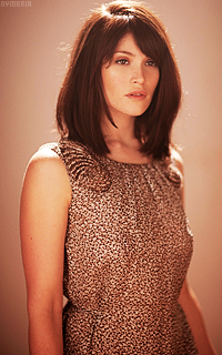 Gemma Arterton LOOtvlMK_o