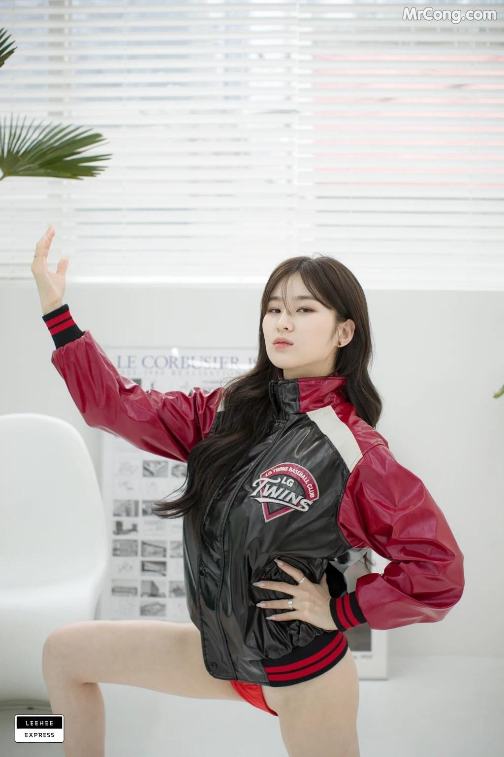 LEEHEE EXPRESS - LERB-009: Woo (42 photos)(5)
