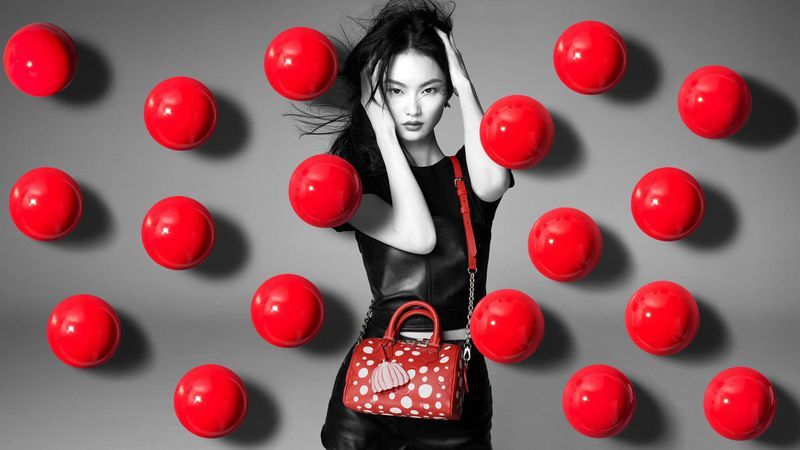 Louis Vuitton x Yayoi Kusama Part #1 2023 by Steven Meisel, Page 3