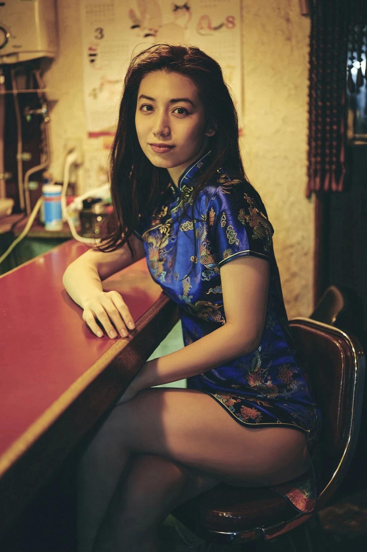 Airi Sato 佐藤あいり, FRIDAYデジタル写真集 「新宿ロンリネス」 Set.01(8)