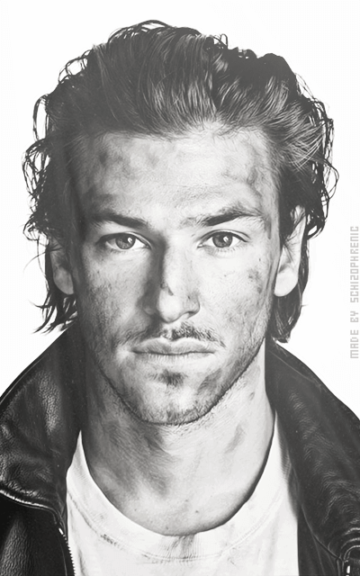 Gaspard Ulliel S1EHCY1C_o