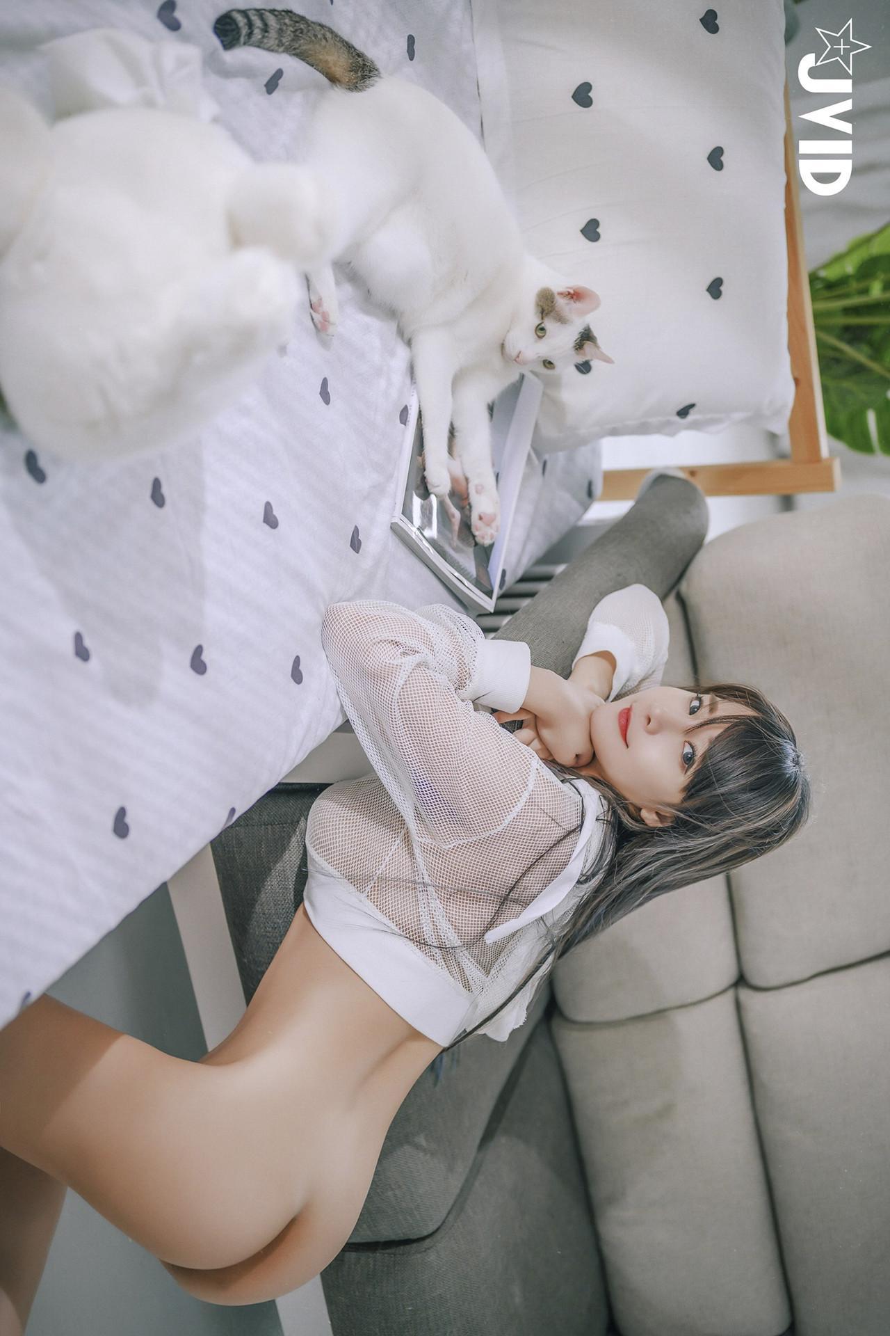 JVID Lele 樂樂 – 巨乳女神 樂樂－色誘閨密兄長，激情畫面曝光 Set.02(33)