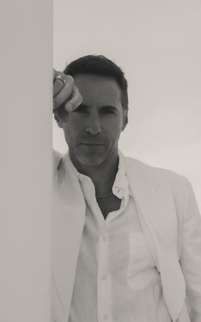 Alessandro Nivola 9uOSCCL5_o