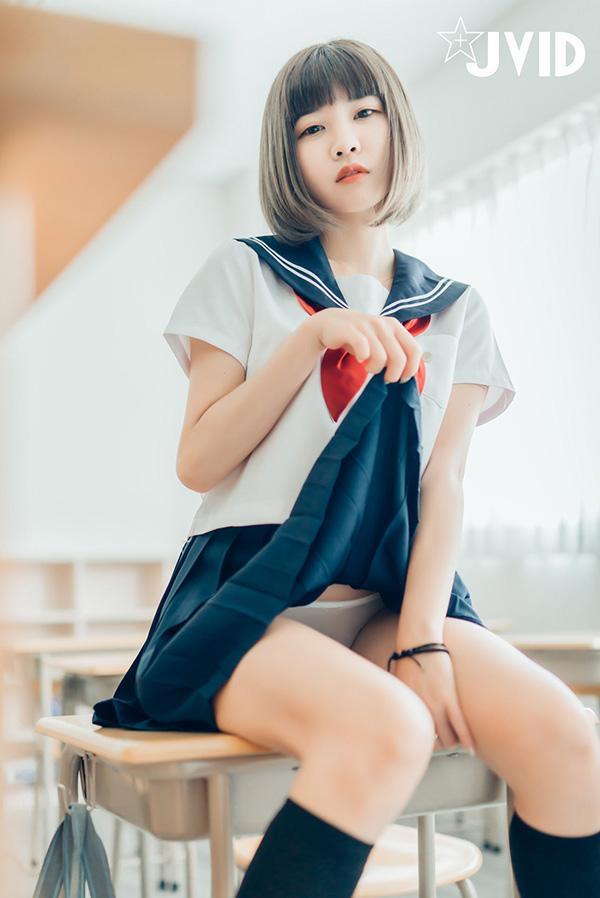 青春果宝宝高中女生学生服无圣光写真(9)