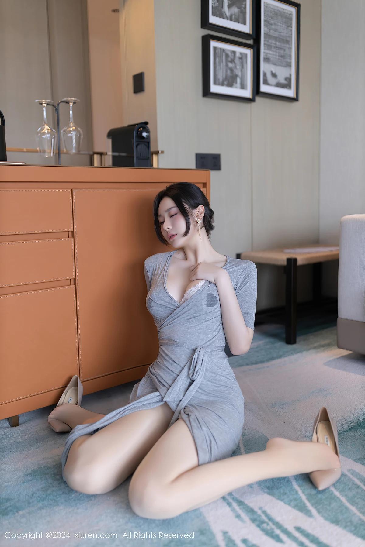 XiuRen秀人网 No.8699 小逗逗XiaoDouDou(9)