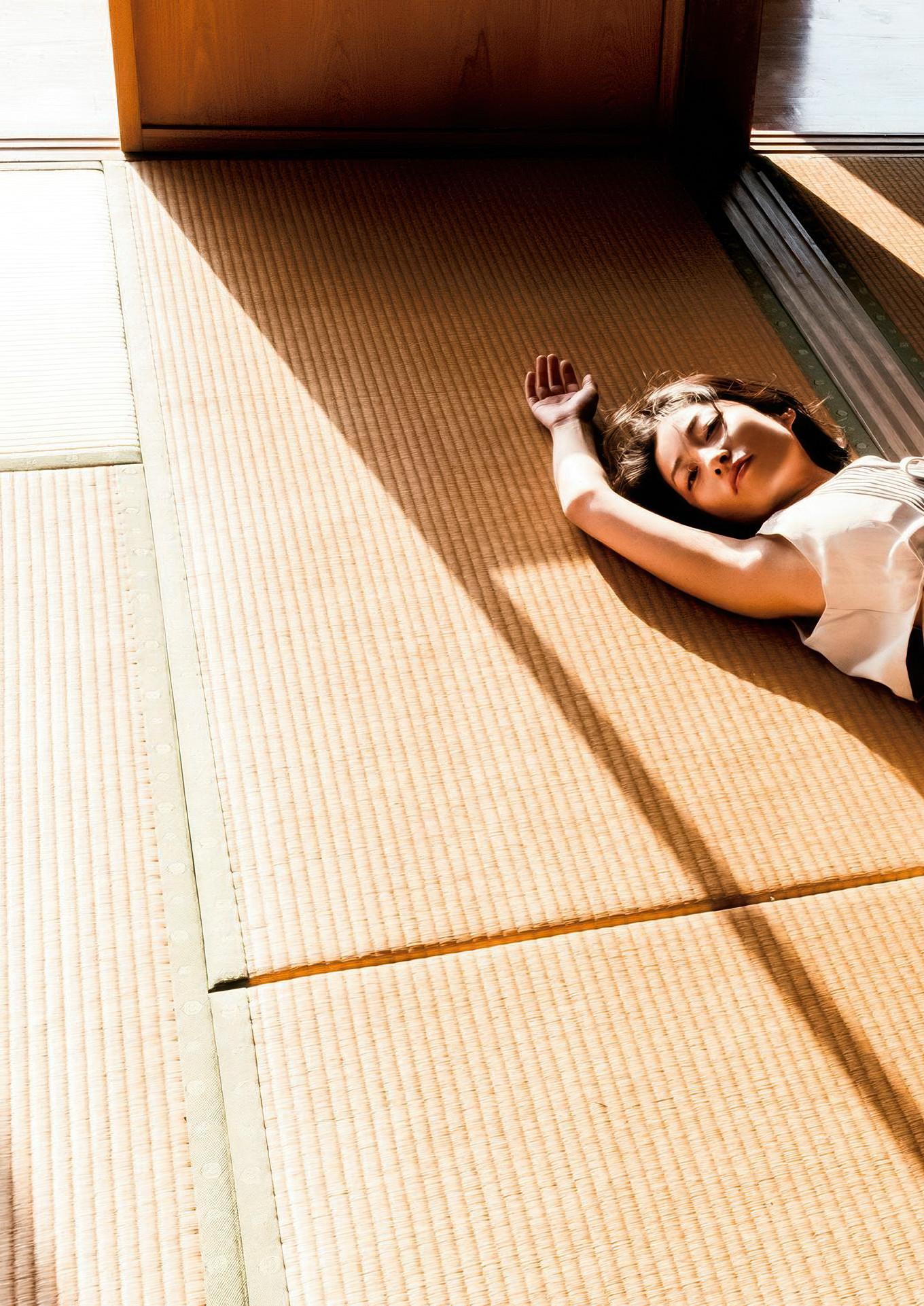 Hiroko Sato 佐藤寛子, FLASHデジタル写真集Q 「1262」 Set.02(17)