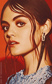 Lucy Hale D7W8Sqtw_o