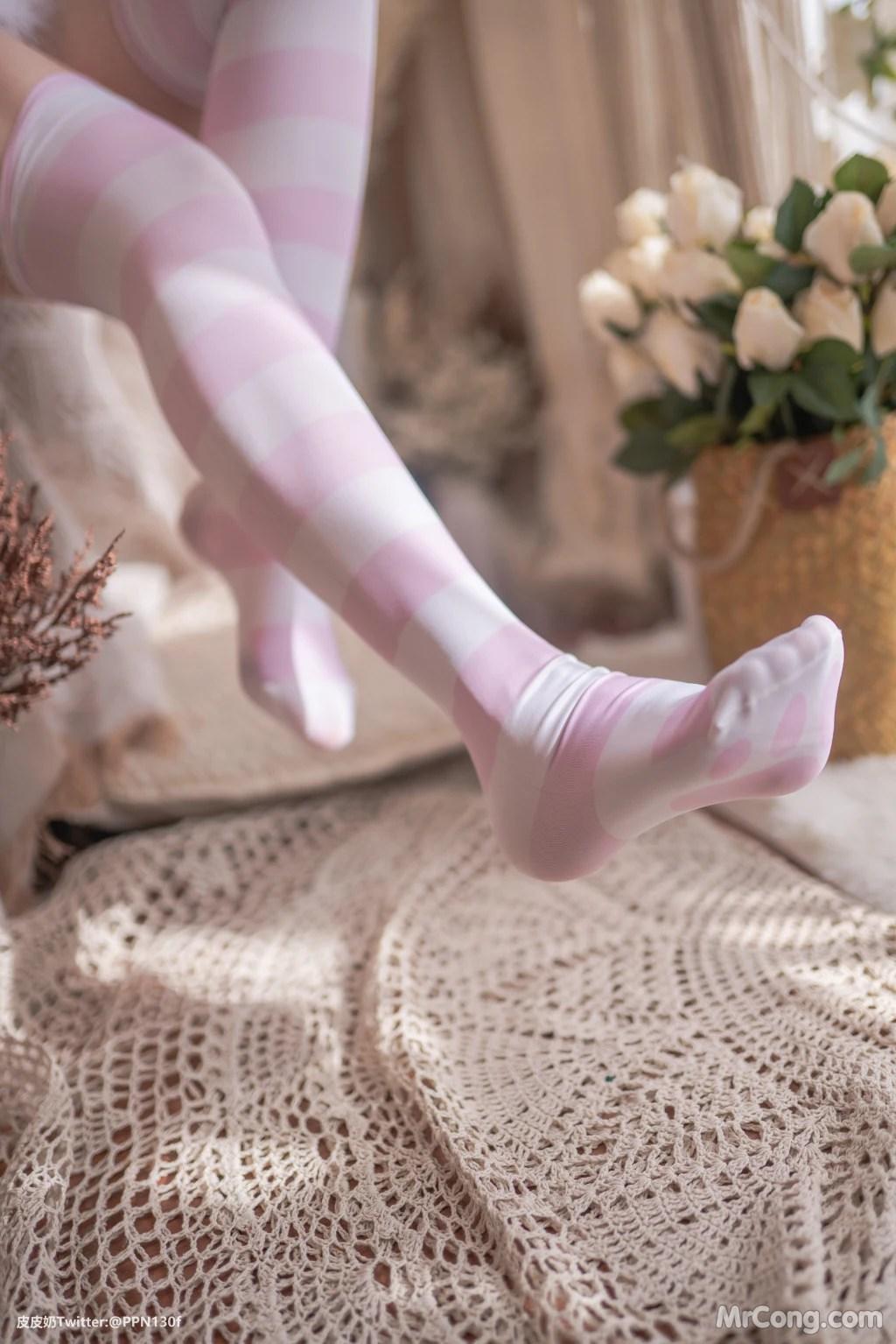 Coser@皮皮奶可可爱了啦: 粉色兔兔 (70 photos)(51)