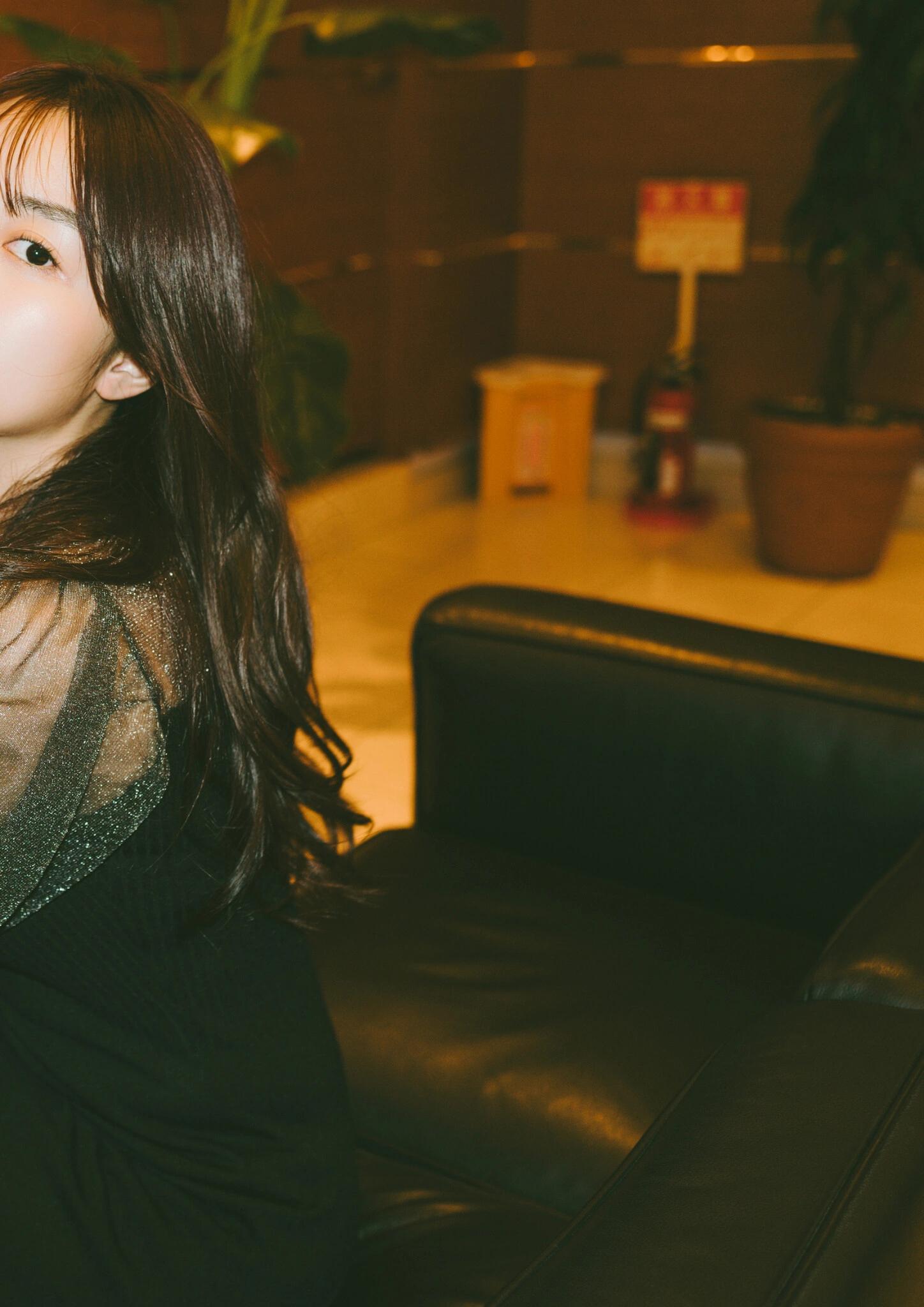 Hikari Kuroki 黒木ひかり, BRODYデジタル写真集 「Midnight romance」 Set.03(10)