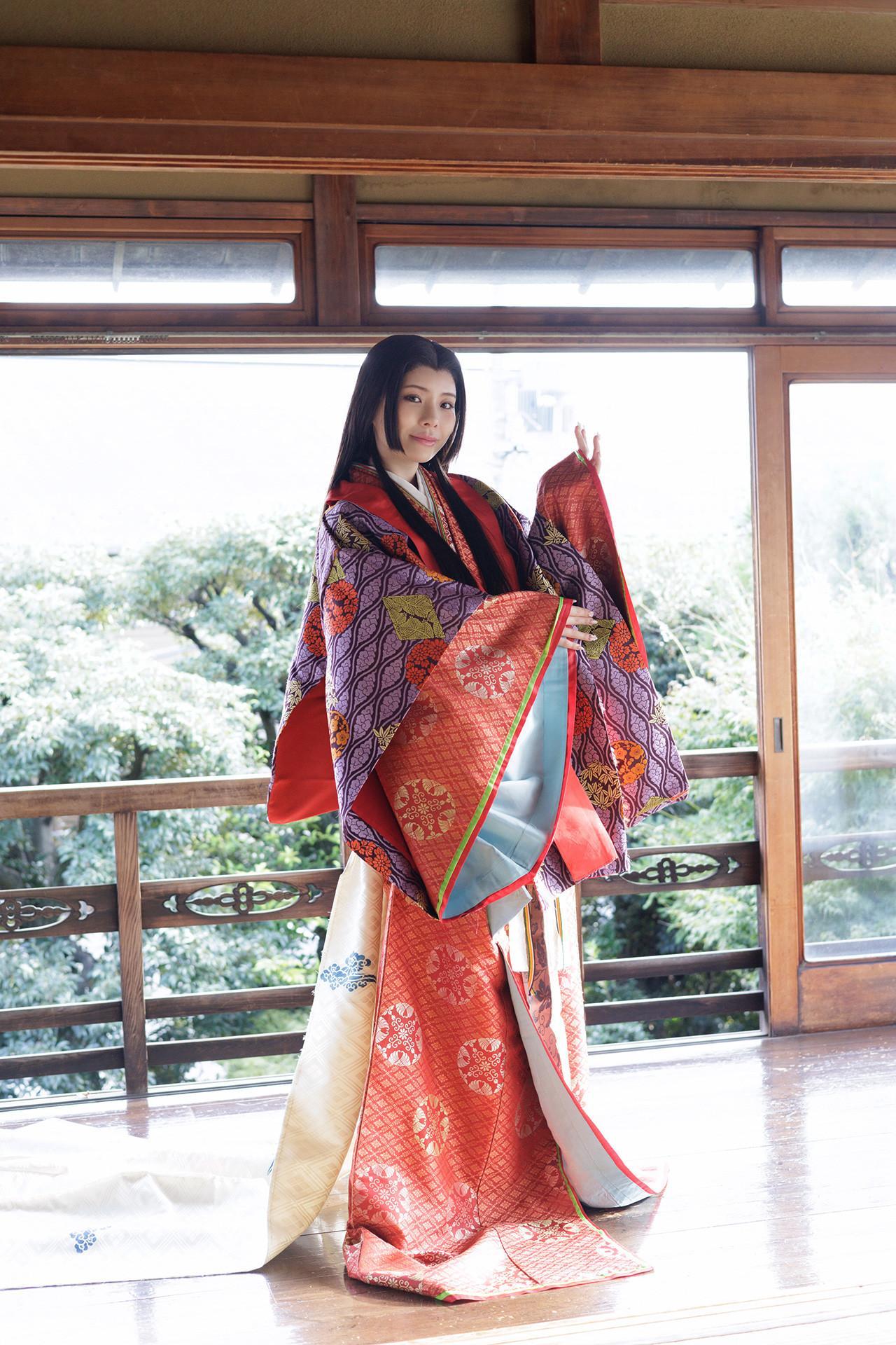 Rei Kamiki 神木麗, FLASHデジタル写真集 『雅で淫らな世界』(5)
