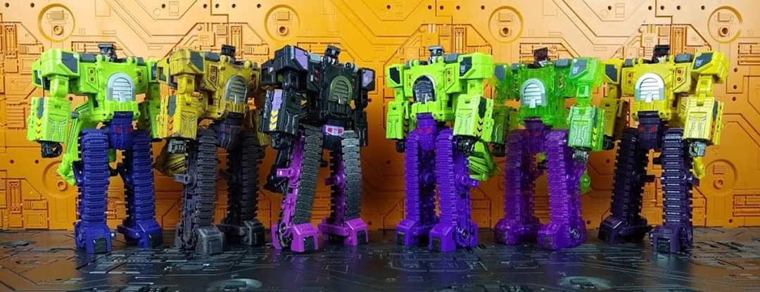 [Toyworld] Produit Tiers - Jouet TW-C Constructor aka Devastator/Dévastateur (Version vert G1 et jaune G2) - Page 11 ZRr62uIl_o