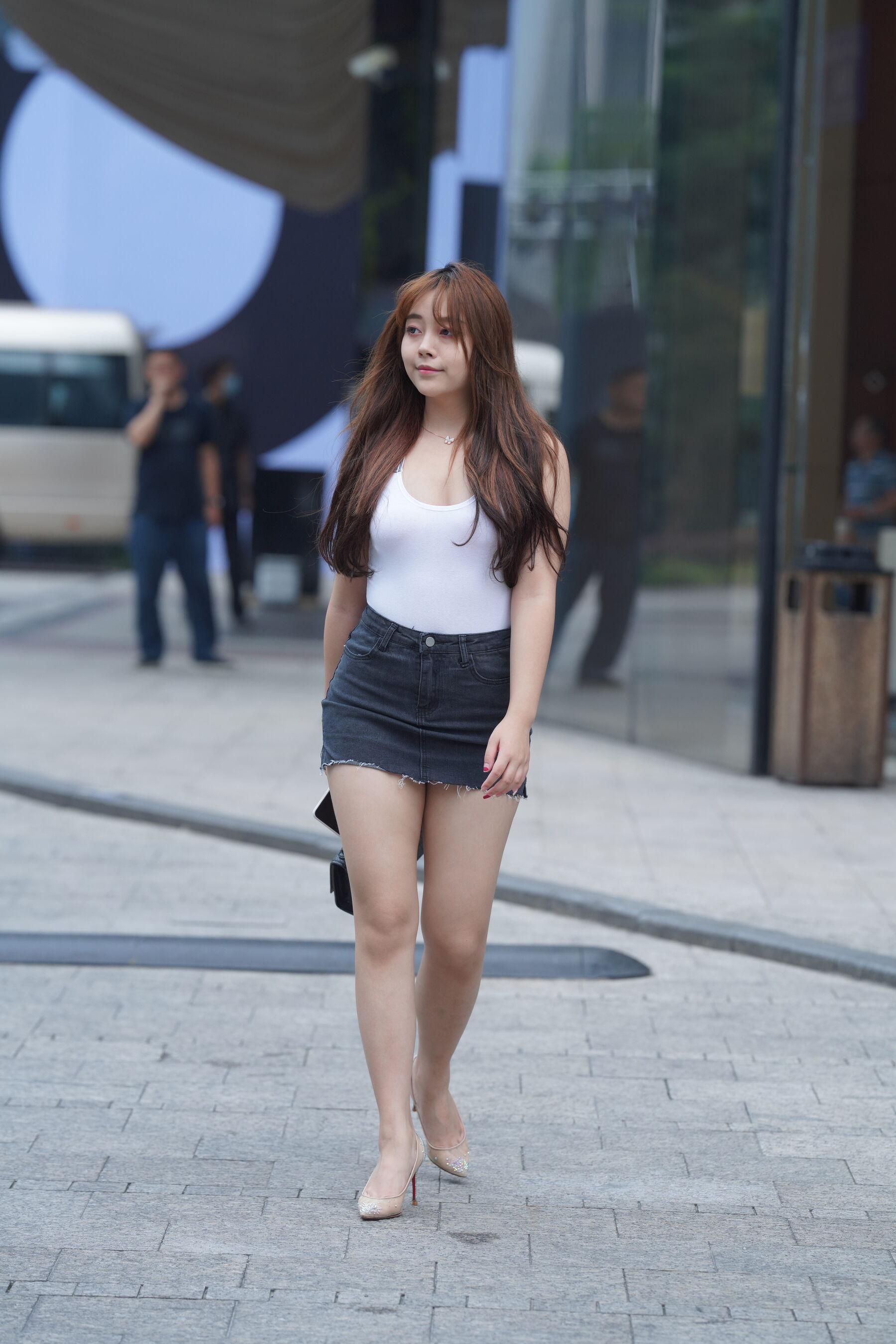 街拍 透明高跟热裤美女(345)