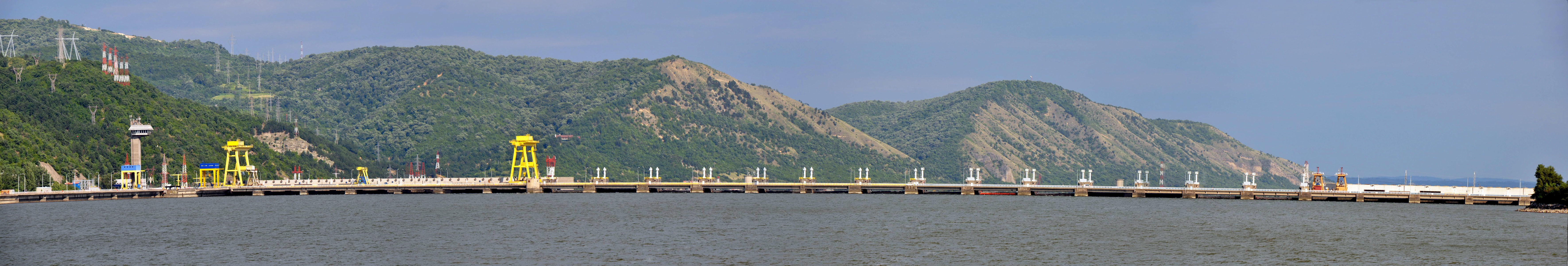 Dam of the Iron Gates - Serbia - Rumania2.jpg
