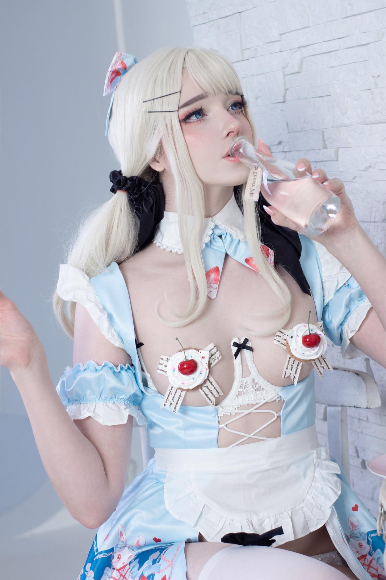 Cosplay Candy_Ball Alice in Easterland(16)