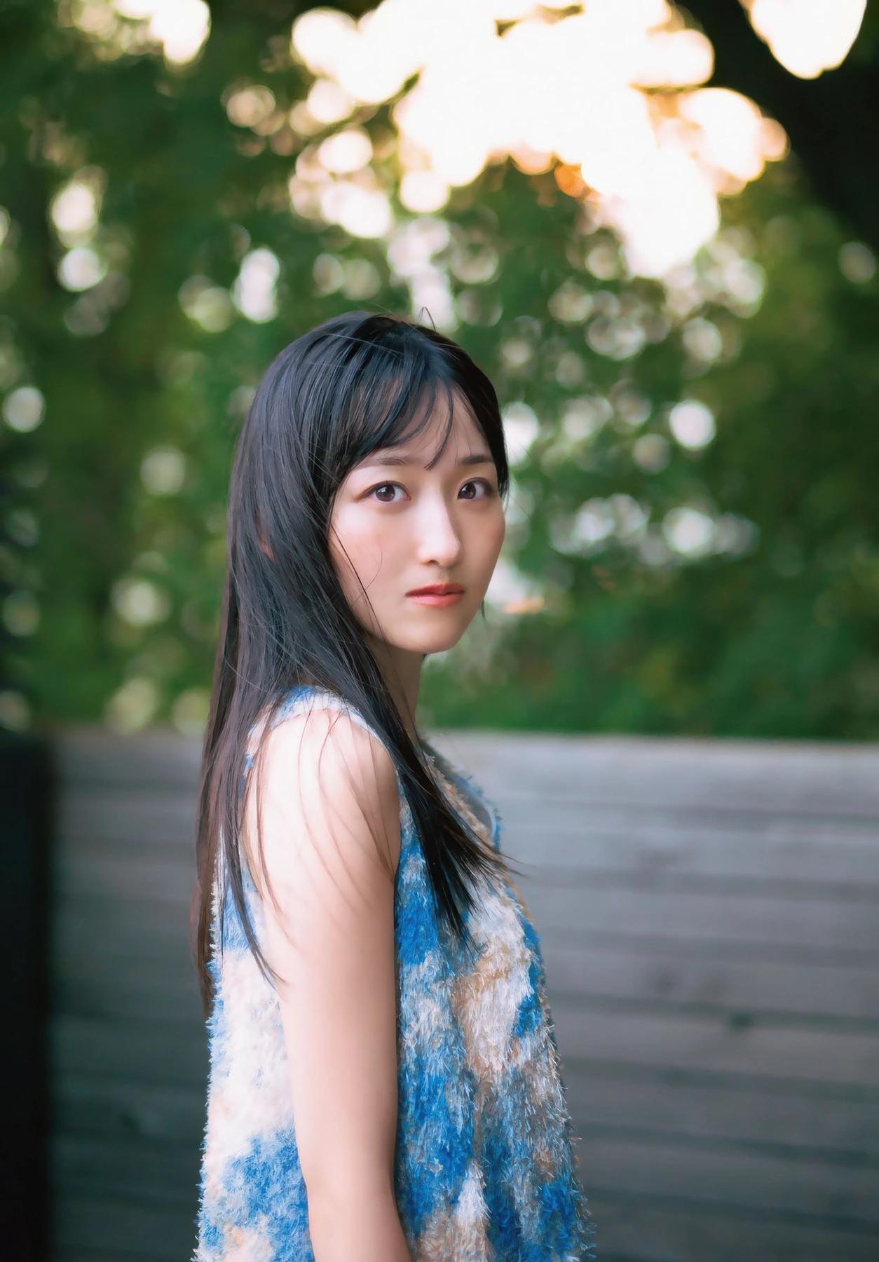 Miku Ichinose 一ノ瀬美空, Shonen Magazine 2025 No.43 (週刊少年マガジン 2025年43号)(9)