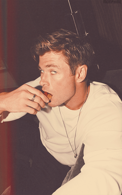 Chris Hemsworth YaDjvZUN_o