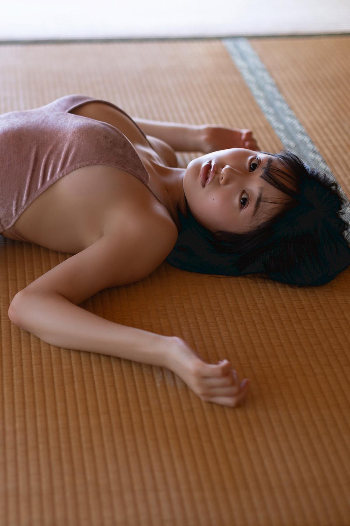 Miu Shirahama 白濱美兎, FRIDAYデジタル写真集 「ぎゅってして ｖｏｌ．２ ちょっとオトナな１００ページ豪華版」 Set.06(10)