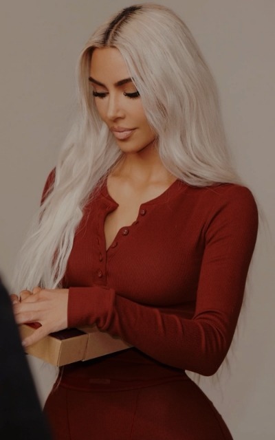 brunetka - Kim Kardashian Cf0ulDUq_o
