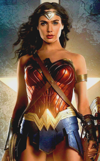 Wonder Woman (Gal Gadot) E2wZ81TD_o